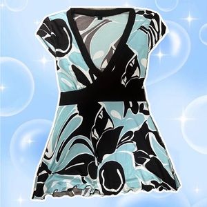 vintage 2000's shirt 🦋